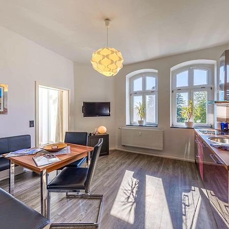 Altstadtapartment Carli- Komfortable Ferienwohnung Im Herzen Von Waren Waren  Exterior photo